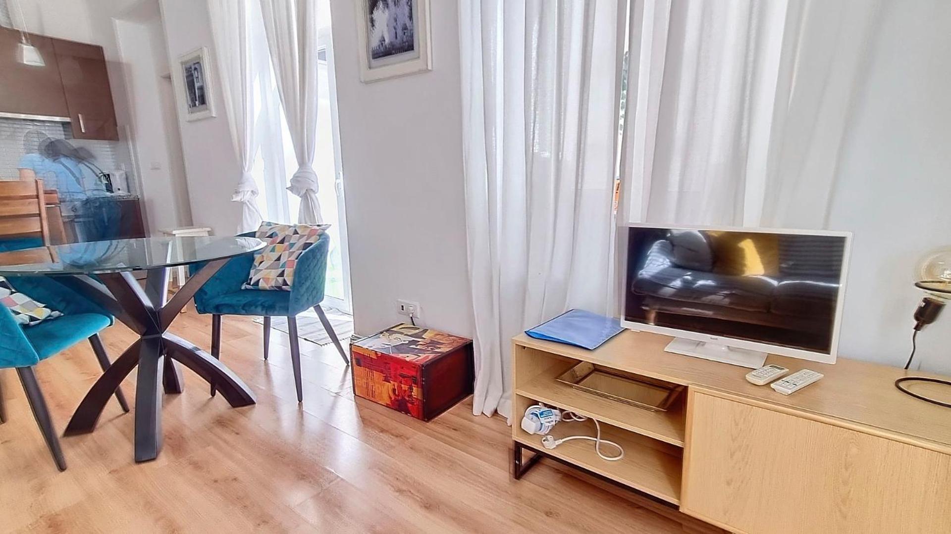 Sapadores - 2 Bedrooms Boho Chic Lejlighed